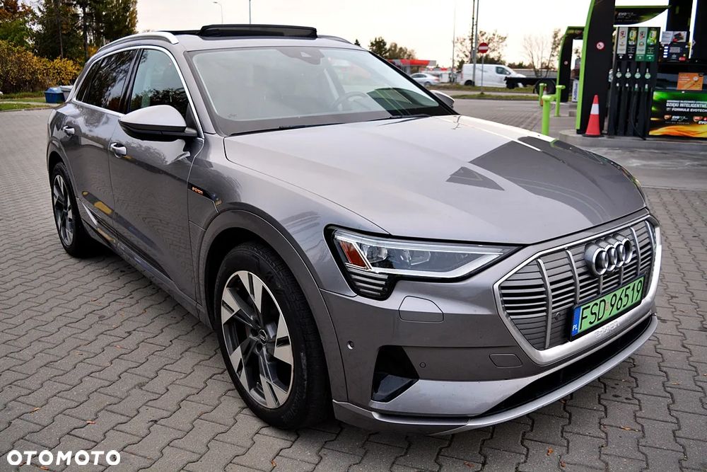Audi E-Tron 2021 photo 2