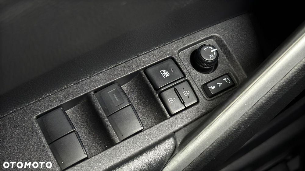 Toyota Corolla Cross 2.0 Hybrid Premiere Edition AWD - 17