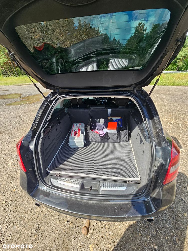 Renault Laguna 2.0 dCi Bose Edition - 9