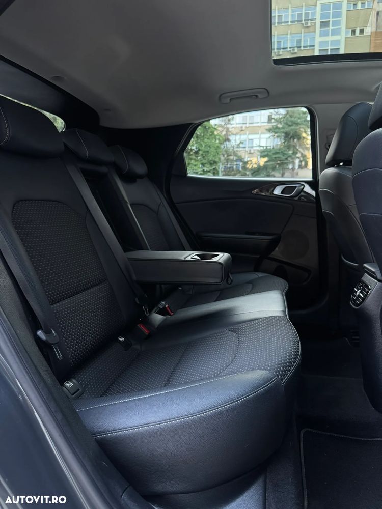 Kia XCeed 1.6 CRDi DCT7 SPIRIT - 15