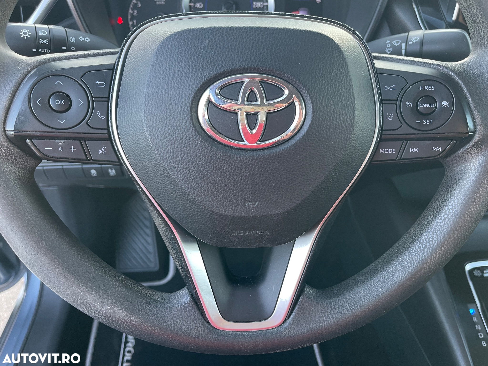 Toyota Corolla 1.8 HSD Business - 20
