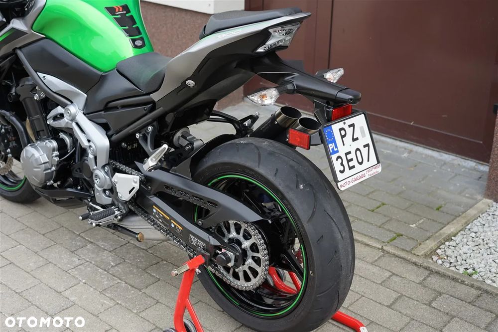 Kawasaki Z 900 - 24