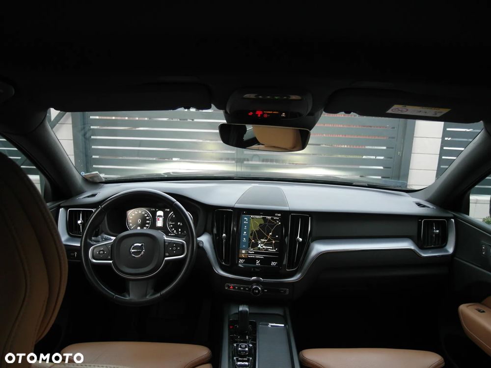 Volvo XC 60 - 22