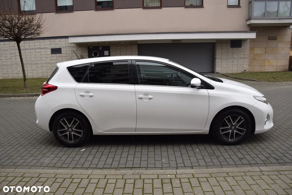 Toyota Auris 1.33 VVT-i Premium - 5