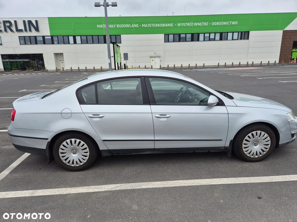 Volkswagen Passat 1.8 TSI Comfortline - 5