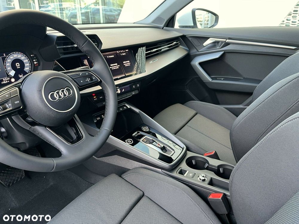 Audi A3 Sportback - 12