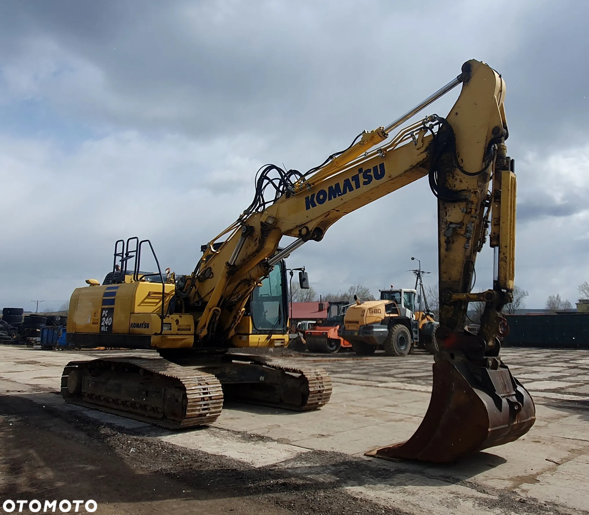 Komatsu PC240 NLC-10 - 5