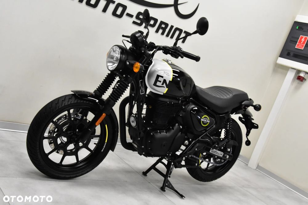 Royal Enfield HNTR - 7