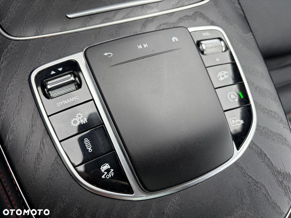 Mercedes-Benz Klasa E AMG 53 4-Matic+ 9G-TRONIC - 22