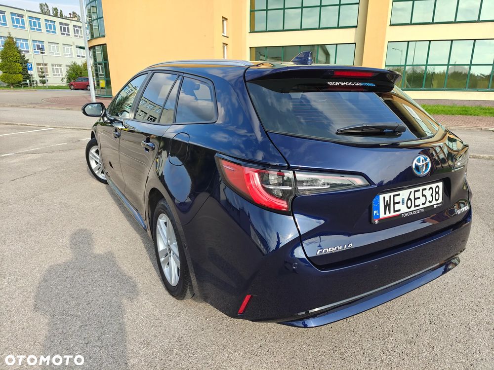 Toyota Corolla 1.8 Hybrid Selection - 18