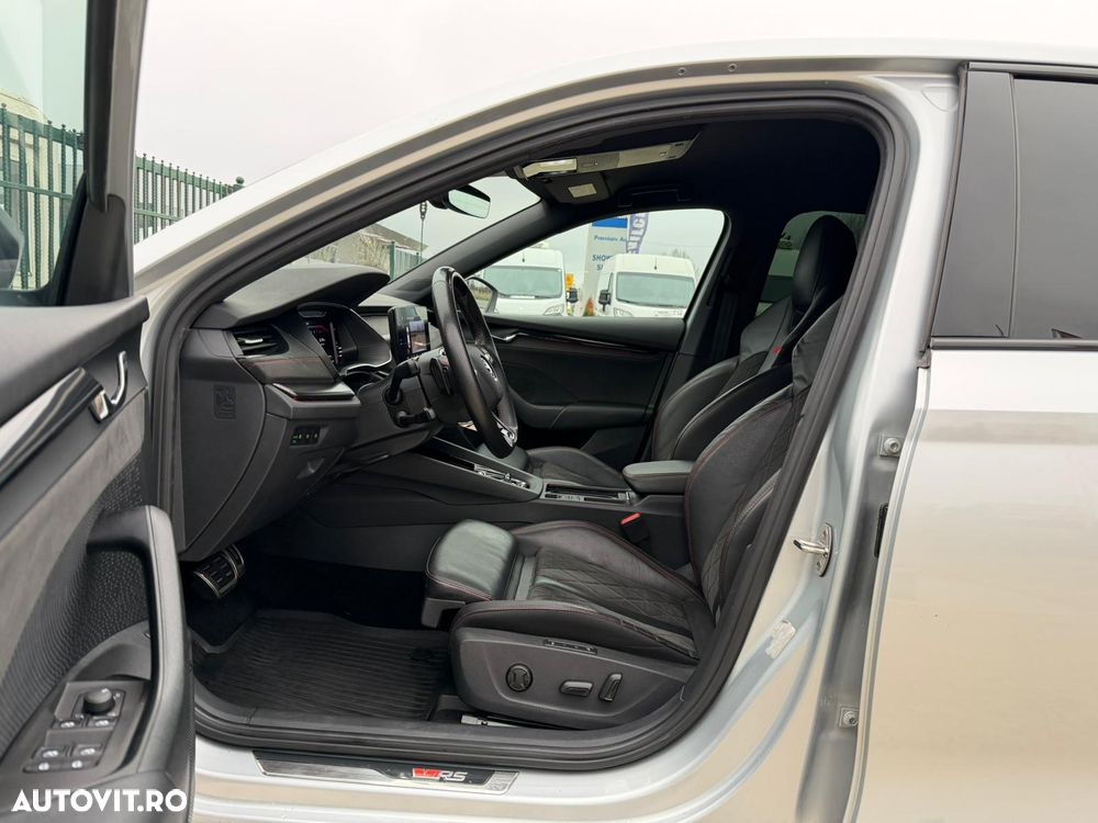 Skoda Octavia 2.0 245 TSI DSG RS - 20