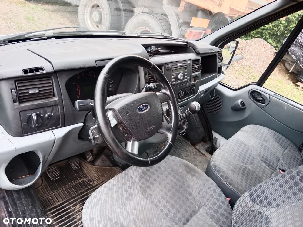Ford TRANSIT - 3