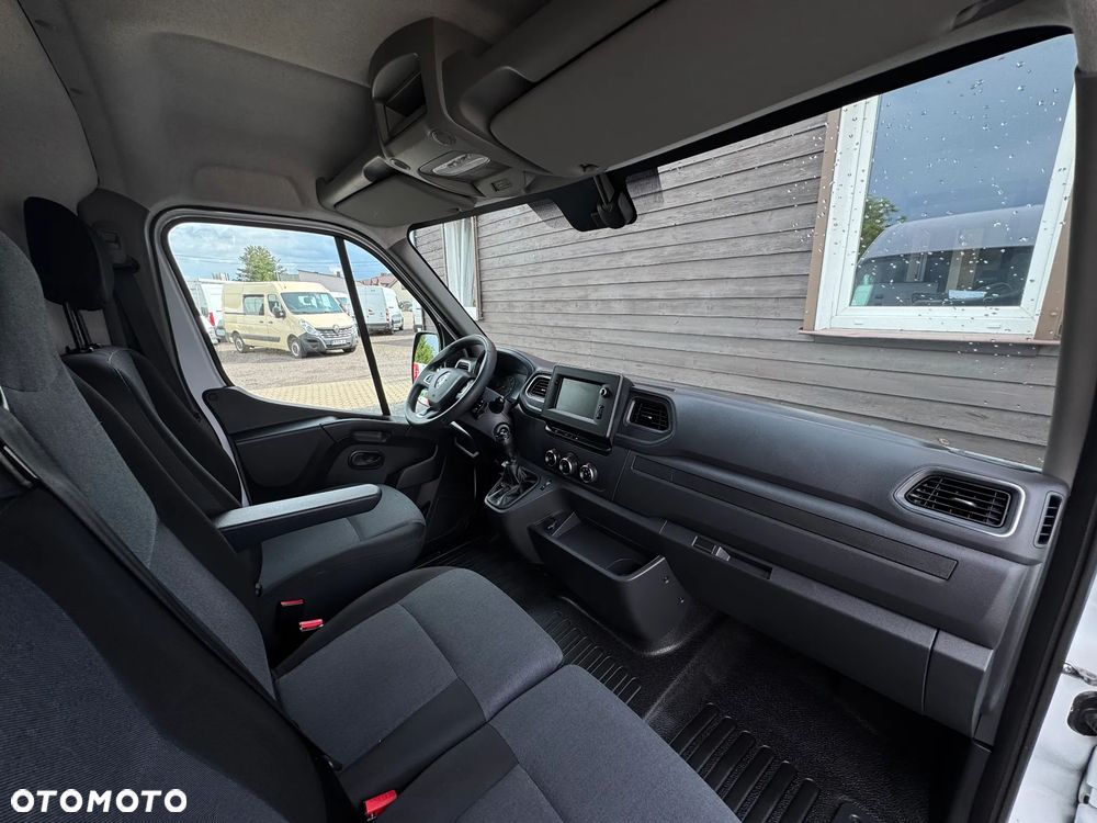 Renault Master - 18