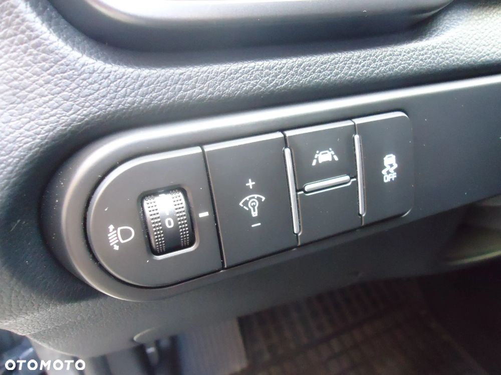 Kia Ceed 1.4 M - 11