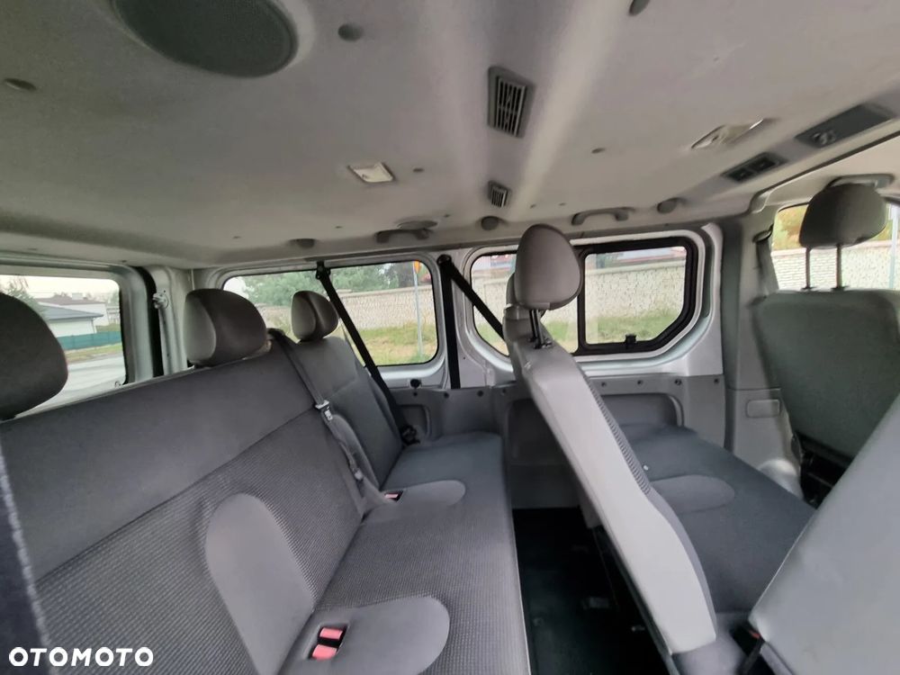 Opel Vivaro L2H1 2.9t - 16