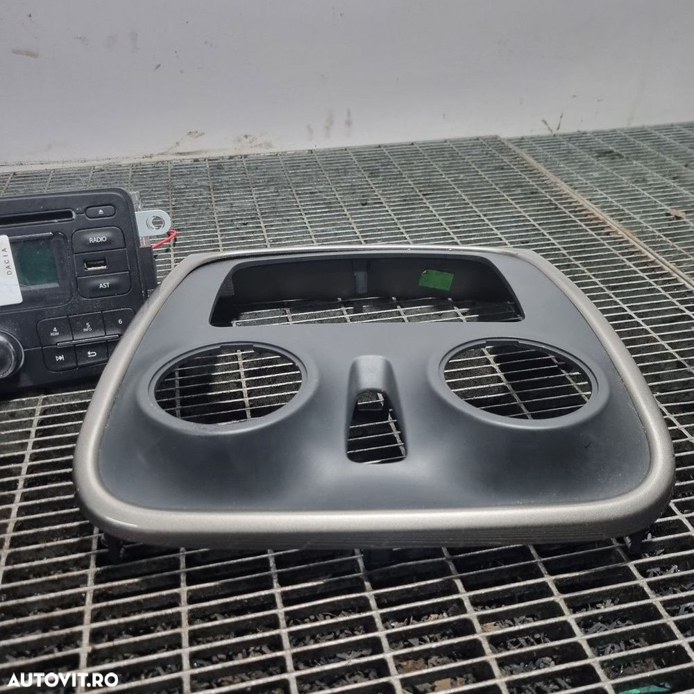 Cd player Dacia Sandero 2 2012 - 2016 (1424) 281155216R - 3