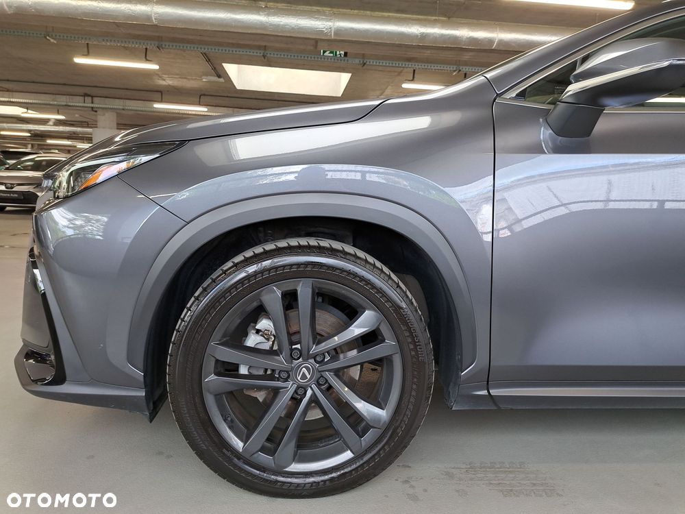 Lexus NX 350h Prestige AWD - 38