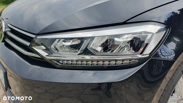 Volkswagen Touran 2.0 TDI SCR Highline - 8