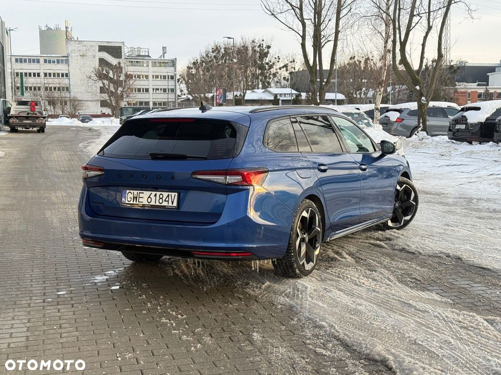 Skoda Superb 2.0 TSI Sportline DSG - 8