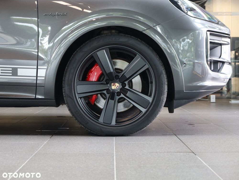 Porsche Cayenne - 28