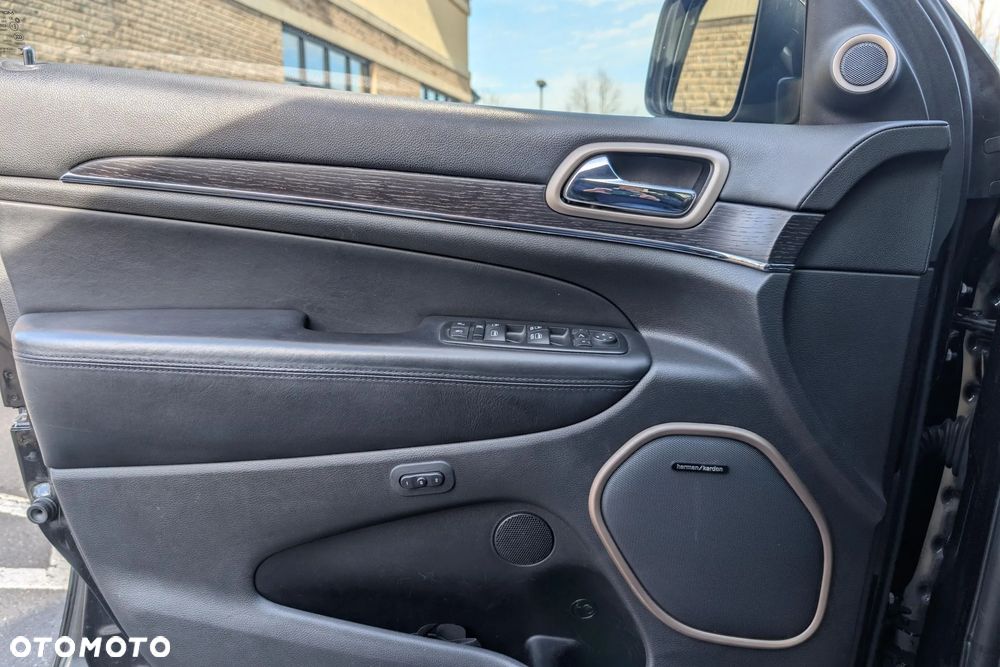Jeep Grand Cherokee 3.6 V6 Summit - 20