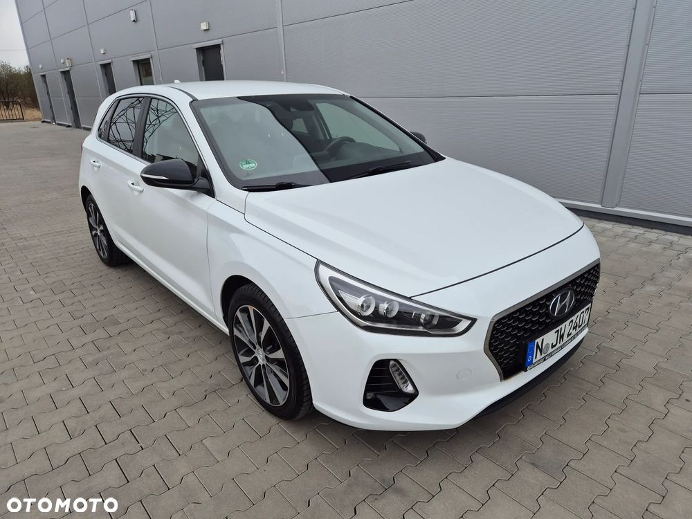 Hyundai i30 1.4 T-GDI Premium - 1