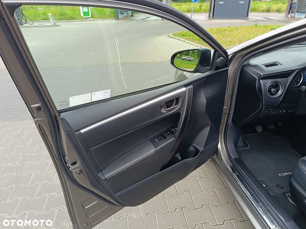 Toyota Corolla 1.6 Prestige - 8