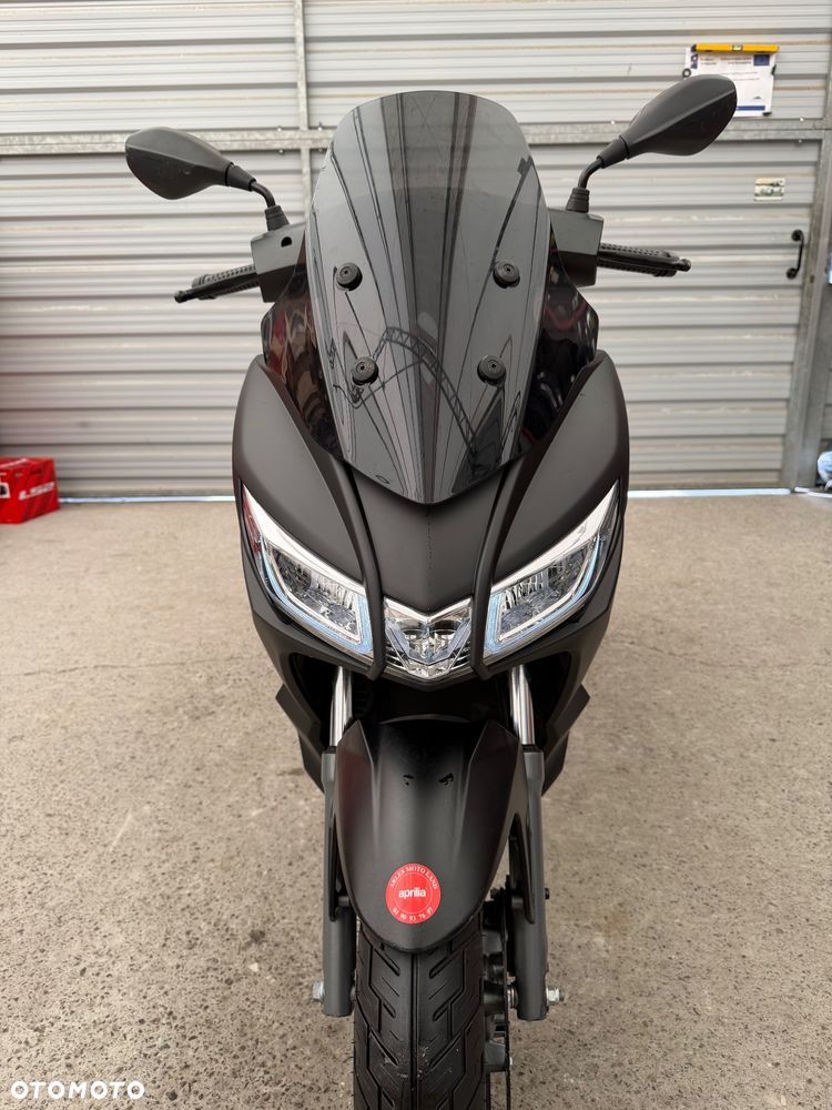 Aprilia SR - 10