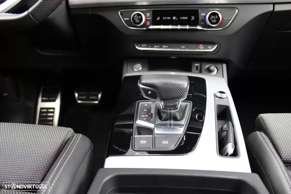 Audi Q5 Sportback 40 TDI quattro S line S tronic - 18