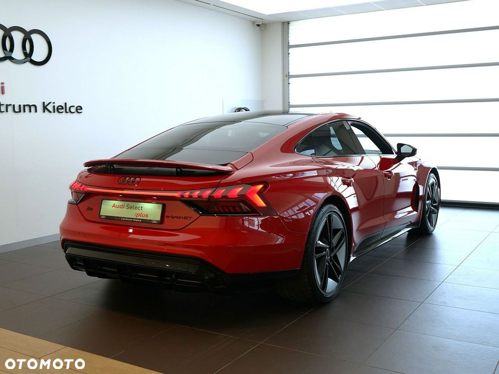 Audi RS e-tron GT - 5