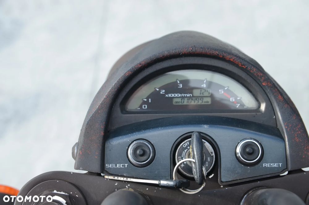 Yamaha Road Star - 15