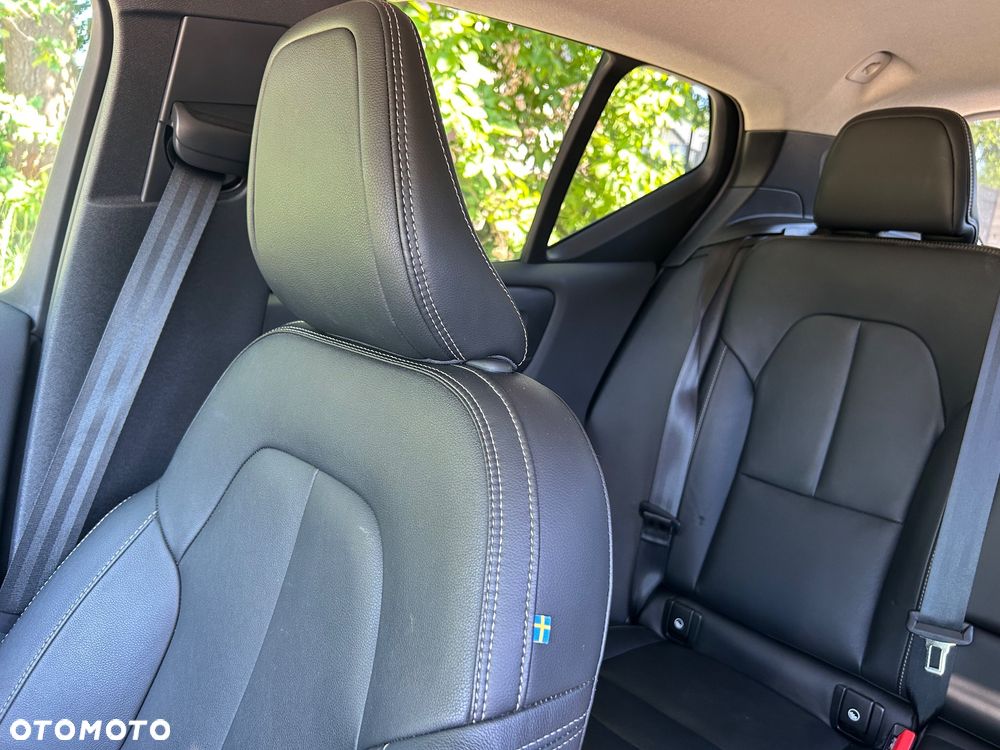 Volvo XC 40 T5 AWD Momentum - 22