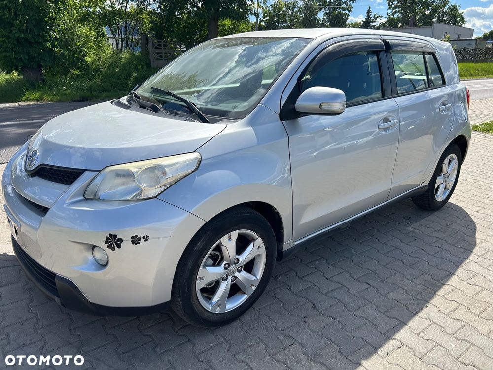 Toyota Urban Cruiser - 8