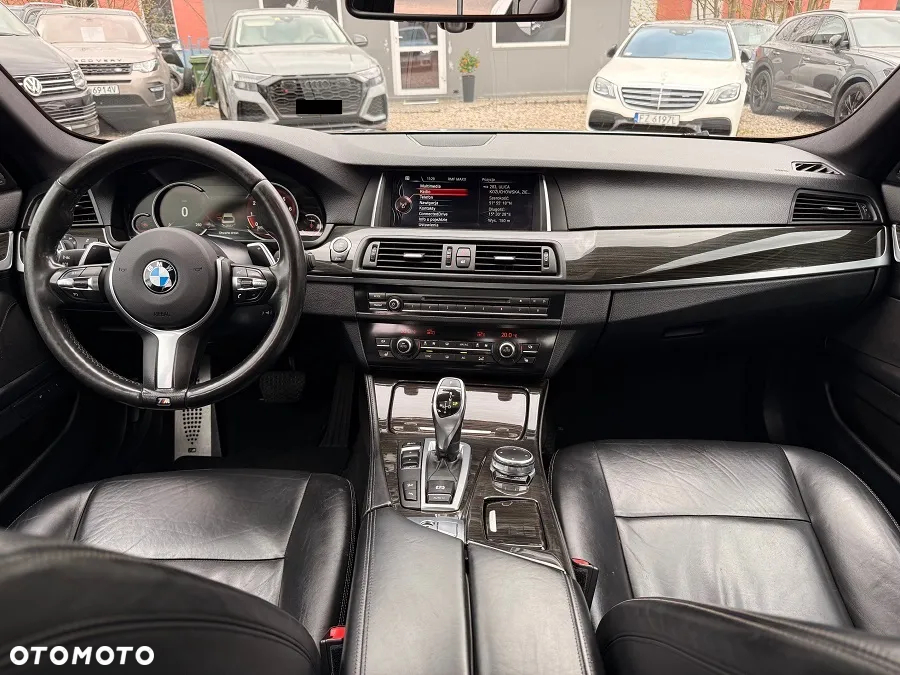 BMW Seria 5 528i xDrive - 36