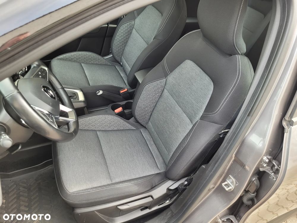 Renault Captur TCe Mild Hybrid 140 EDC GPF EVOLUTION - 16