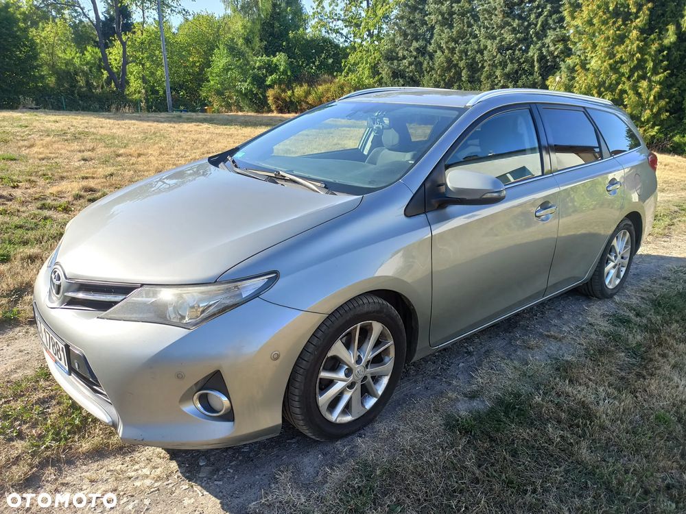 Toyota Auris 1.6 Premium MS - 5