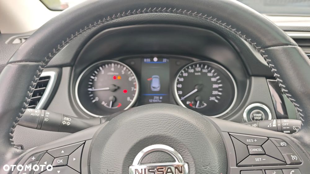 Nissan Qashqai 1.3 DIG-T N-Connecta EU6d - 10