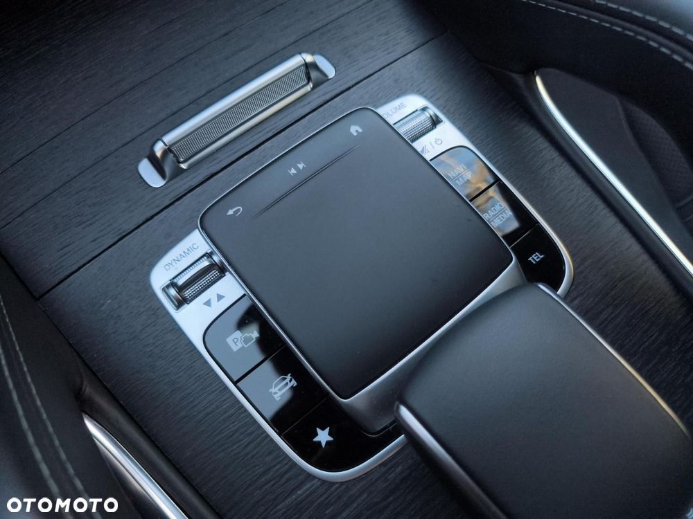 Mercedes-Benz GLE - 20