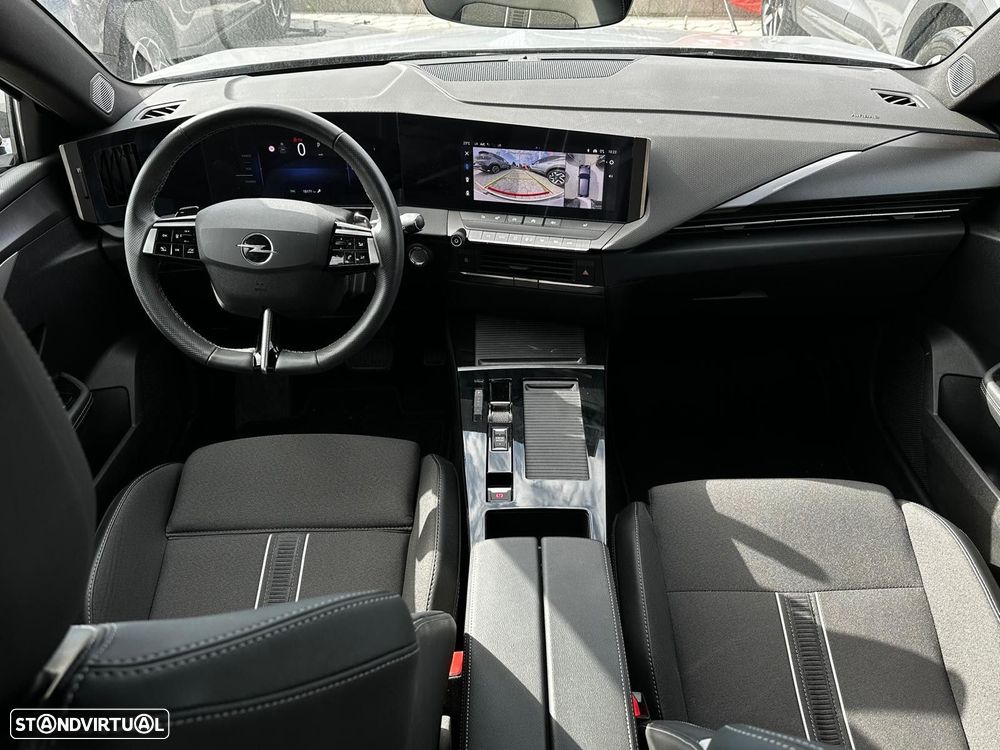 Opel Astra Sports Tourer - 7