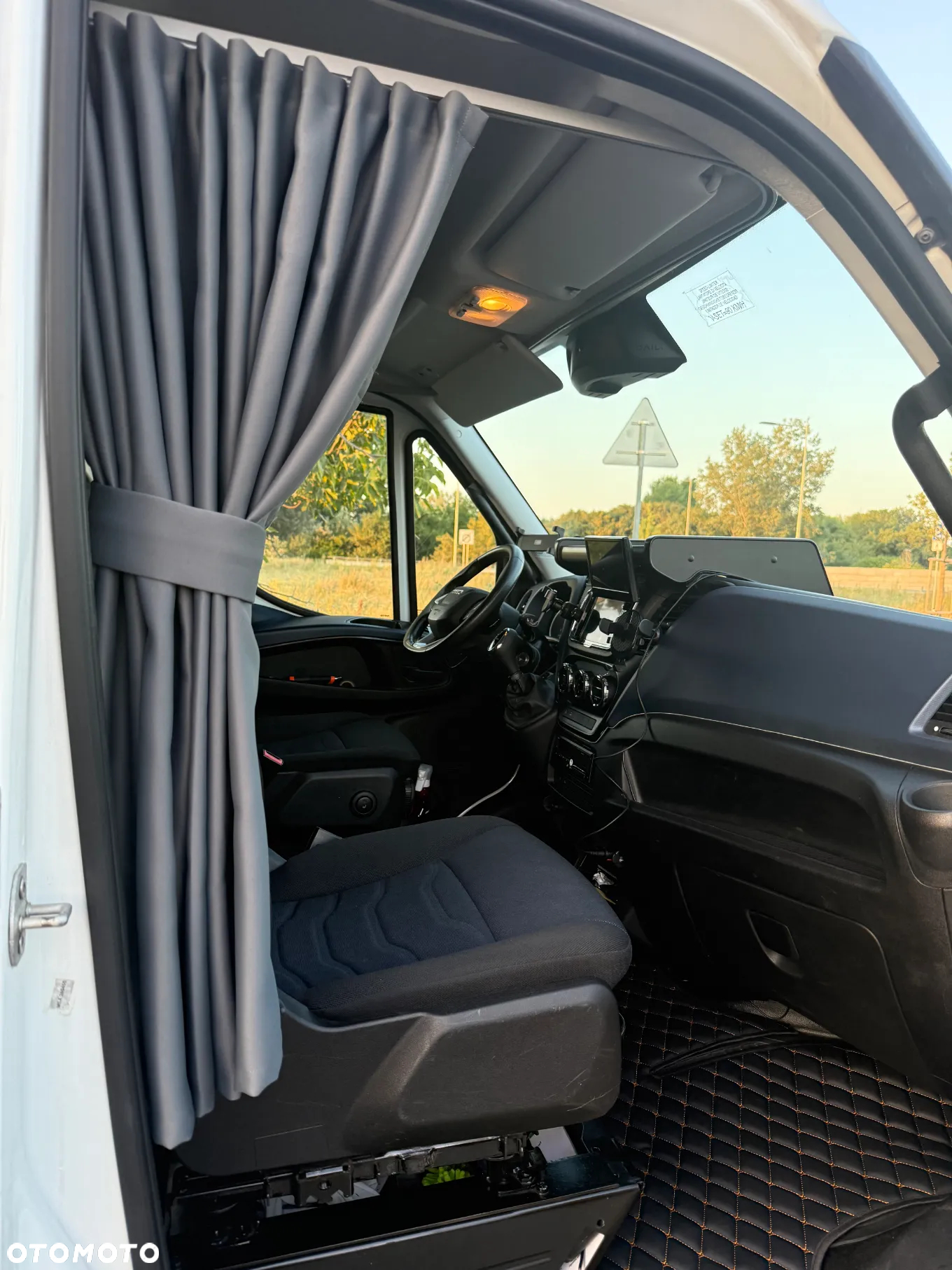 Iveco DAILY 70C21 - 17