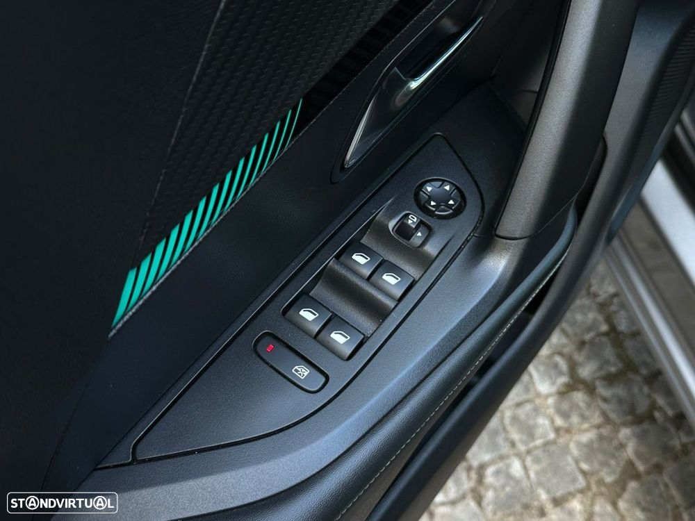 Peugeot e-2008 50 kWh Allure Pack - 19