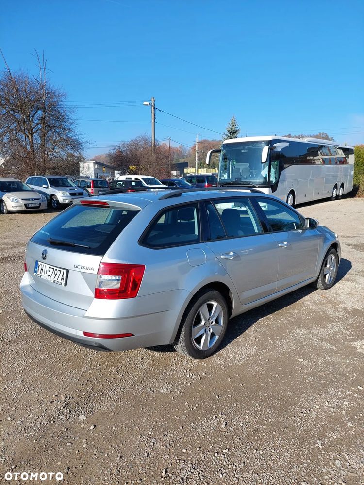 Skoda Octavia 1.6 TDI Ambition - 6