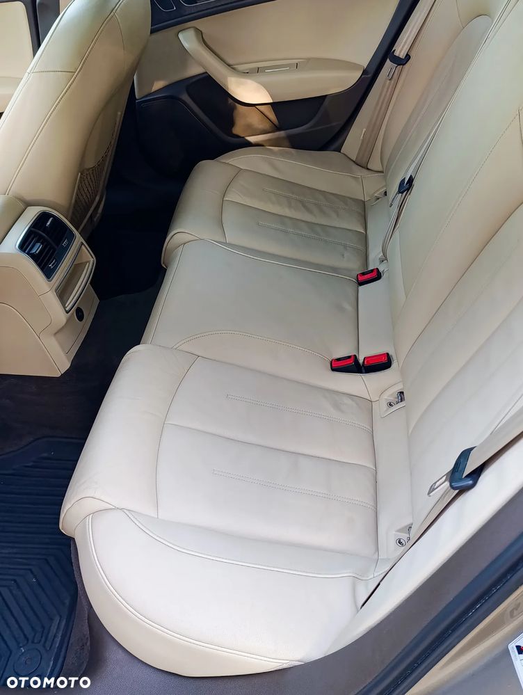 Audi A6 Avant 2.0 TDI ultra S tronic - 20