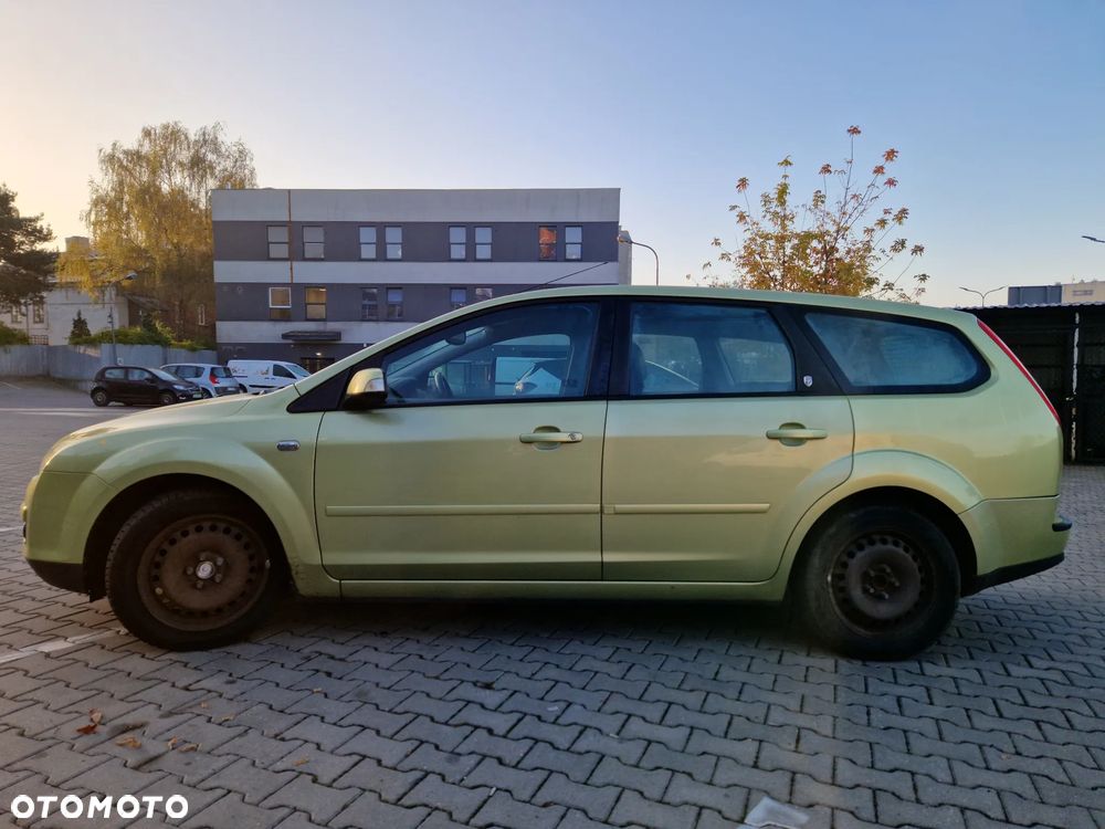 Ford Focus 2006 photo 2