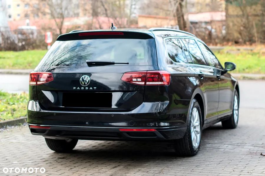 Volkswagen Passat - 15