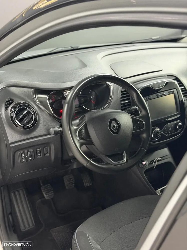 Renault Captur 1.5 dCi Exclusive - 10