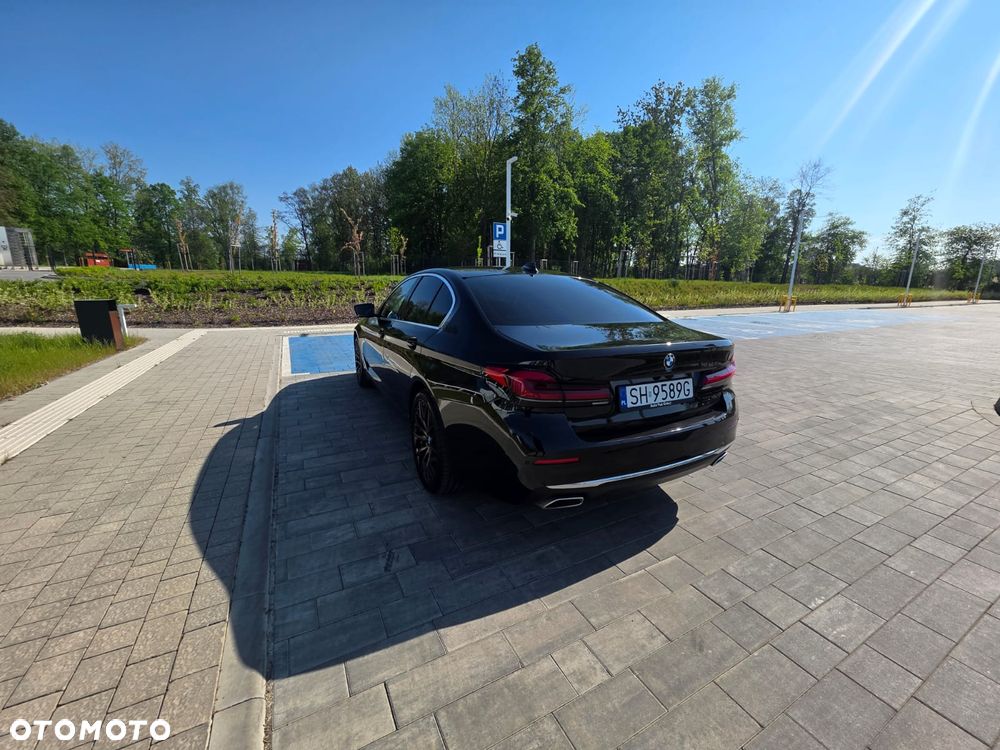 BMW Seria 5 520d mHEV Luxury Line - 17
