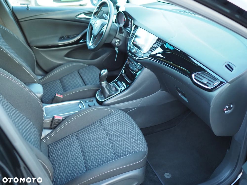 Opel Astra 1.6 D (CDTI) Start/Stop Sports Tourer Innovation - 27