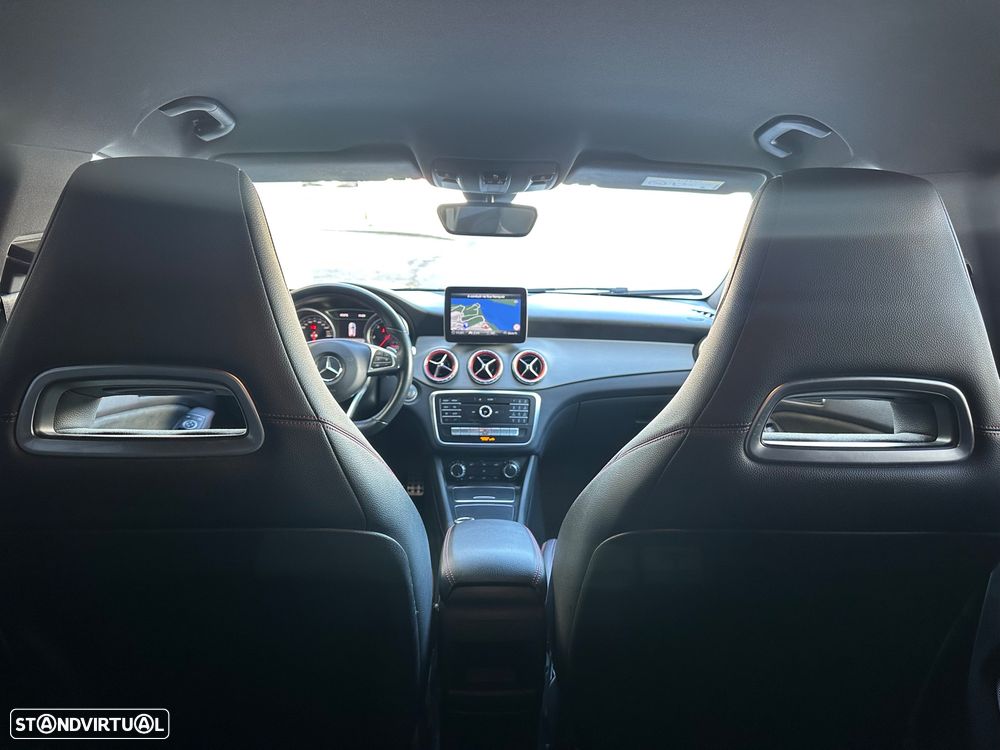 Mercedes-Benz CLA 180 d Shooting Brake AMG Line Aut. - 12