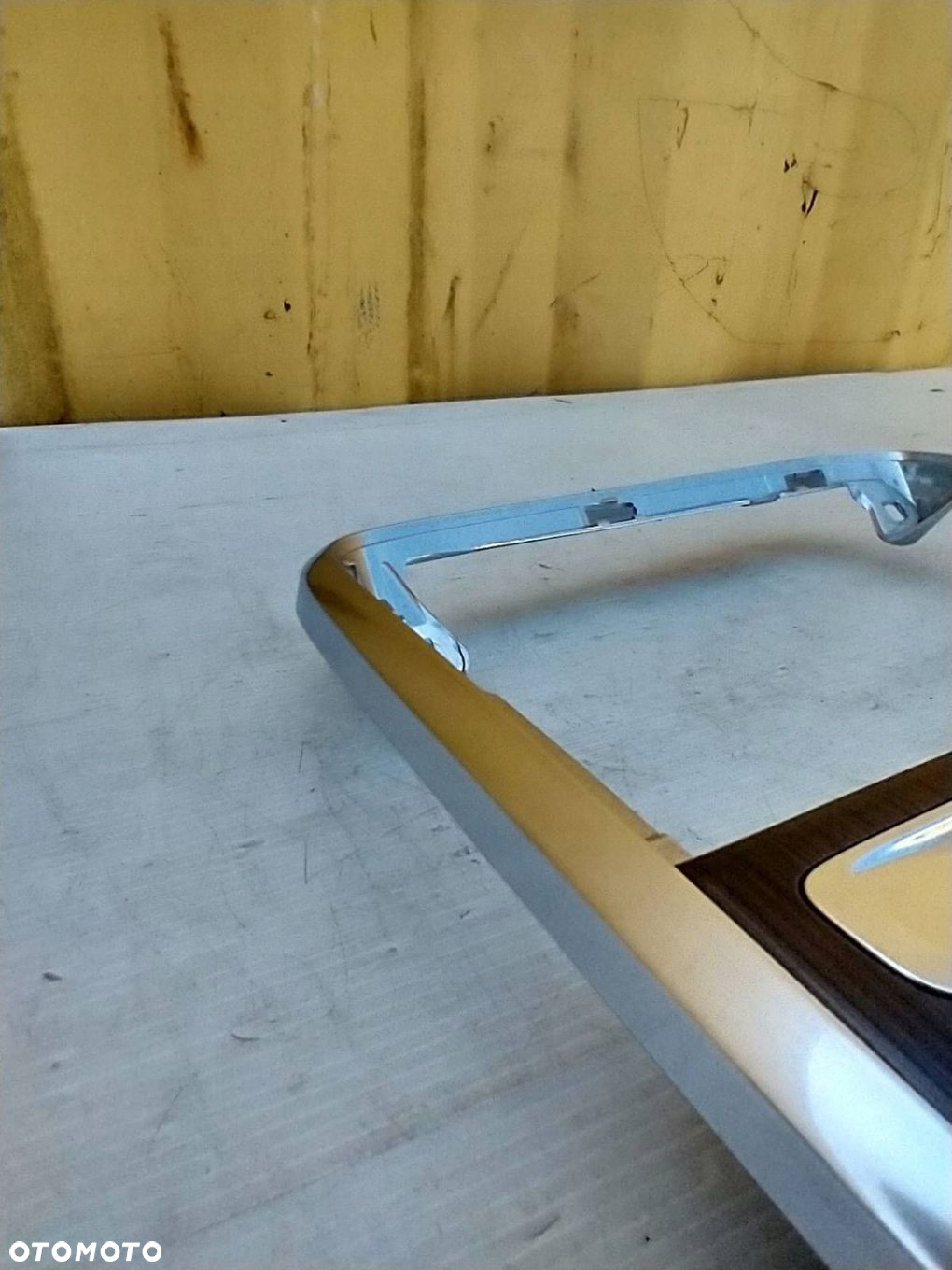 Volvo XC60 I RAMKA DESKI KONSOLI TUNEL PANEL NAWIEWU 6813937 31469644 - 10